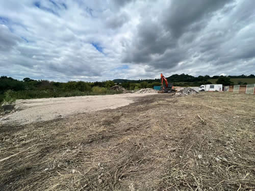 Bens Demolition Division job Demolition old farm buildings for Chappell and Dix photo number 15