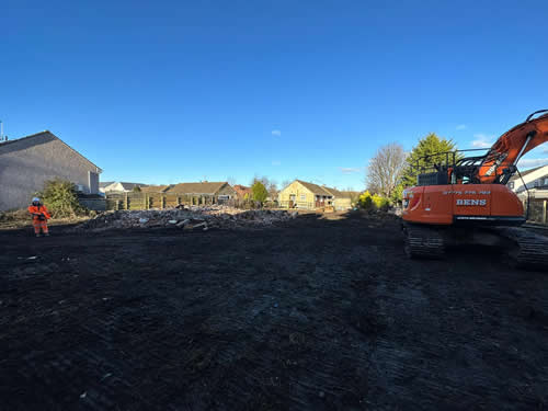 Bens Demolition Division job J.A. Developments, Bell Road, Coalpit Heath, Near Bristol. Demolition of buildings and clear gardens photo number 17