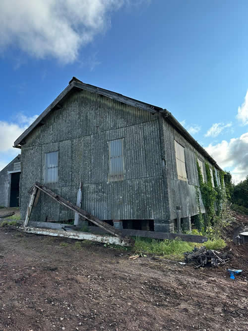 Bens Demolition Division job Outbuilding removal of asbestos sheets photo number 2