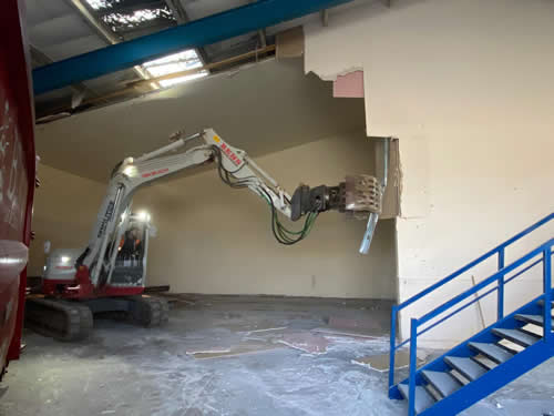 Bens Demolition Division job Remove plasterboard room, strip out internal offices and demolish in Brislington photo number 4