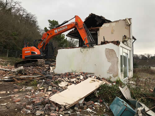 Bens Demolition Division job House demolition at Grove Road, Coombe Dinge, Bristol for Benchmark Construction photo number 3