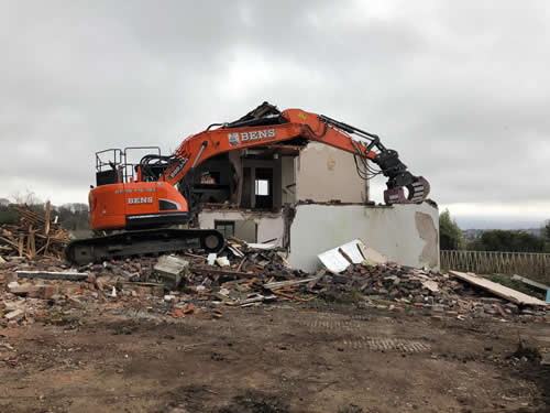 Bens Demolition Division job House demolition at Grove Road, Coombe Dinge, Bristol for Benchmark Construction photo number 8