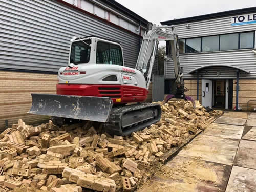 Bens Demolition Division job Commercial building demolition at Merchants Trade Park, Feeder Road, Bristol for Court Construction photo number 8