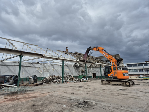 Bens Demolition Division job Demolition of 10 acre factory site photo number 7