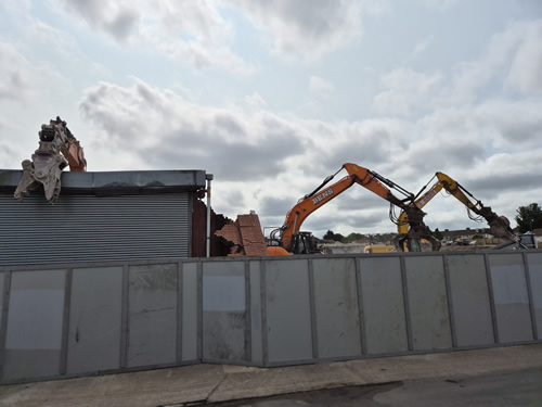 Bens Demolition Division job Demolition of 10 acre factory site photo number 30