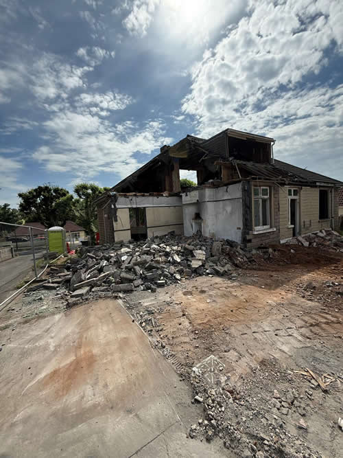 Bens Demolition Division job Bungalow St Anna’s for  Lancer Scott photo number 4