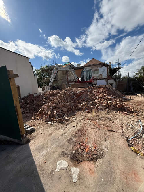 Bens Demolition Division job Demolition of Cedar Care Home, Little Somerford, Near Malmsbury photo number 4