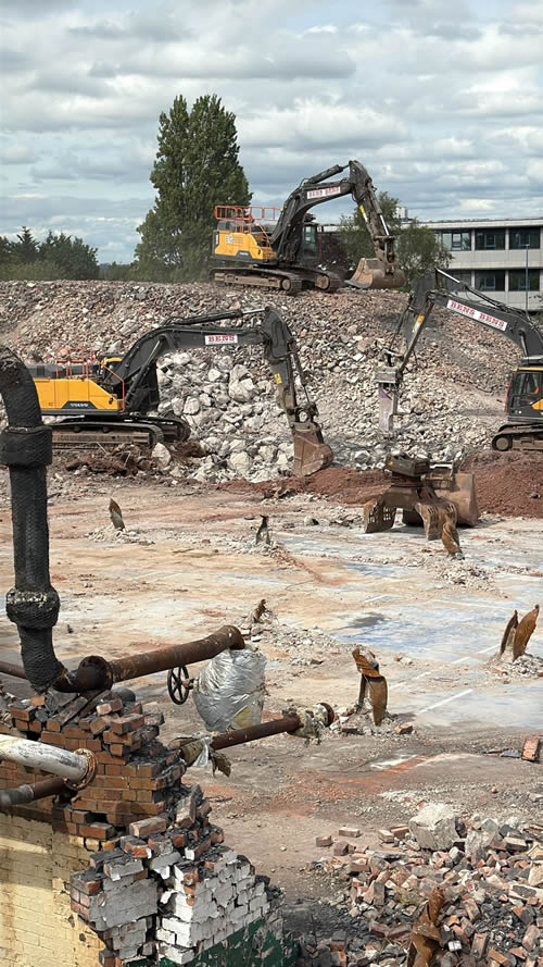 Bens Demolition Division job Clearance of 10 acre factory site following demolition photo number 10