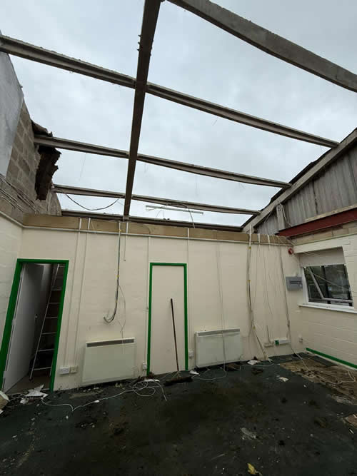 Bens Demolition Division job Devizes strip asbestos sheets soft strip building take down building for reuse photo number 5