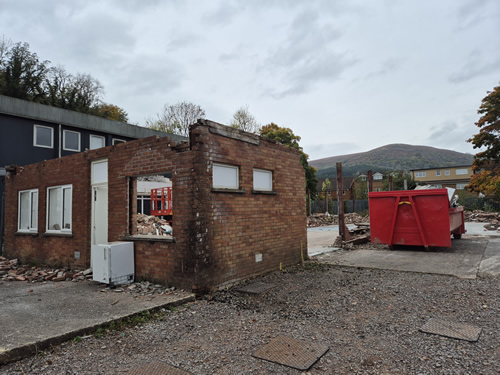 Bens Demolition Division job Demo for Swanmac Ltd. Carefully demolish old premises photo number 6
