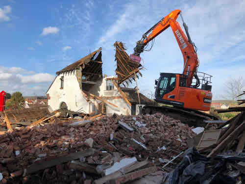 Bens Demolition Division job Cranford Road, Exmouth photo number 2
