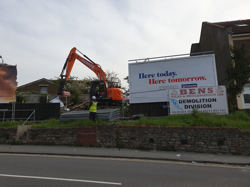 Bens Demolition Division job Airballoon Road, St George, Bristol for TLC Chamberlain and Sons photo number 3