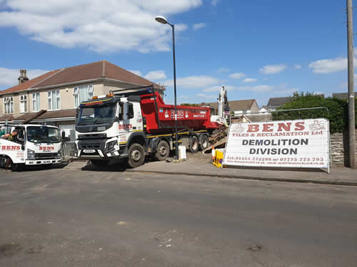 Bens Demolition Division job House Demolition, Grantham Road, Kingswood for Bristol TLC Chamberlain and Sons photo number 3