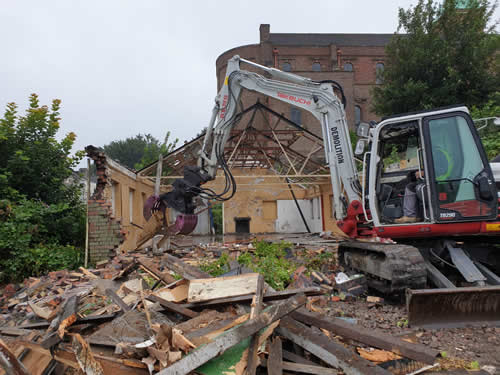 Bens Demolition Division job Demolition of a Scout Hut for Crossman Homes photo number 5