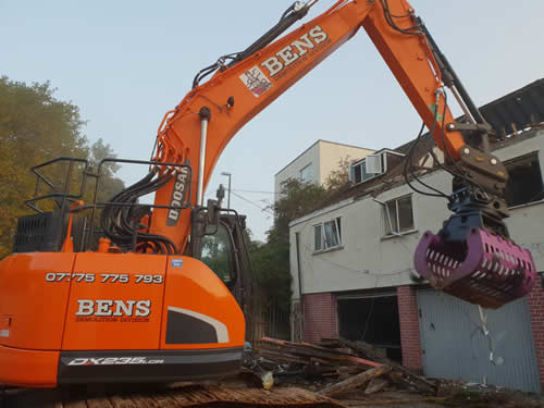 Bens Demolition Division job House Demolition at Netham Road, Bristol for T.W. Parker Construction photo number 4