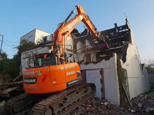 Bens Demolition Division job House Demolition at Netham Road, Bristol for T.W. Parker Construction photo number 6