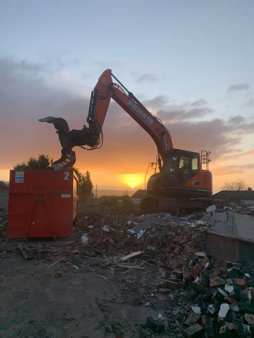 Bens Demolition Division job Demolition of the The Shant Pub, Kingswood for Highridge Construction photo number 5