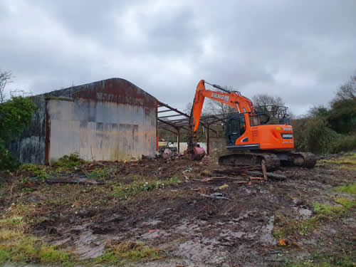Bens Demolition Division job Grove Farm for Prestige Developments photo number 6