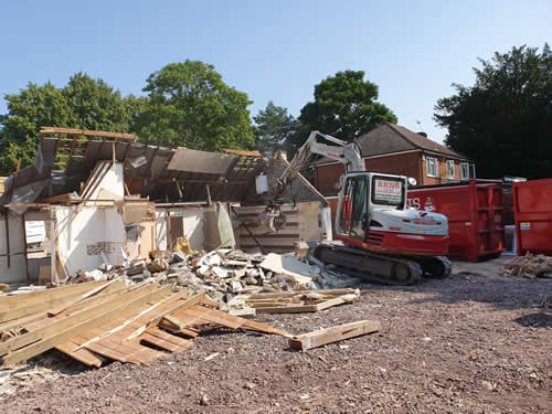 Bens Demolition Division job House demolition in Bracknell For Lancer Scott photo number 19