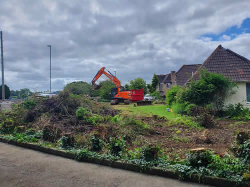 Bens Demolition Division job House demolition in Merrymead, Alveston photo number 3