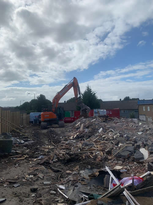 Bens Demolition Division job The Golden Bottle Pub, Constable Road, Lockleaze, Bristol photo number 13