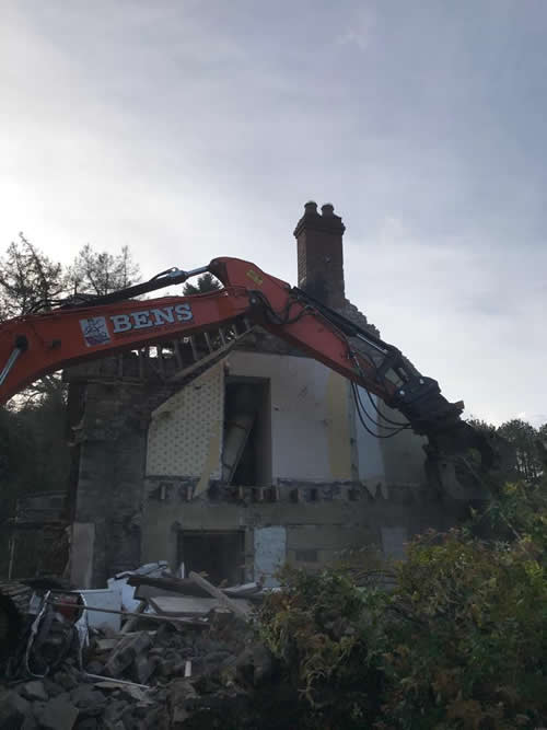 Bens Demolition Division job Naish Cottage, Wraxall for Jigsaw Construction photo number 3