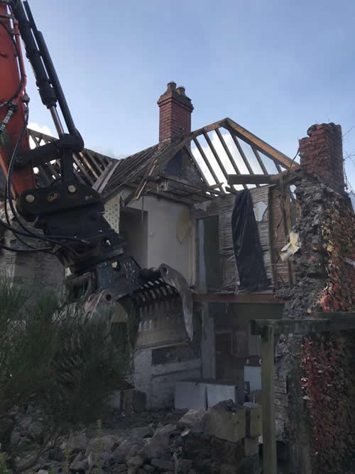 Bens Demolition Division job Naish Cottage, Wraxall for Jigsaw Construction photo number 4