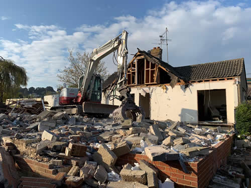 Bens Demolition Division job Townsend Lane, Almondsbury, Bristol for CHAPPELL & DIX LIMITED photo number 11