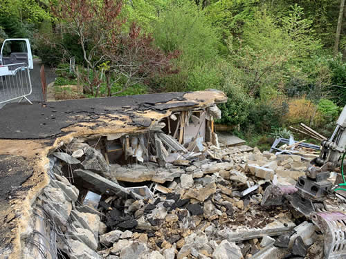 Bens Demolition Division job House in Cirencester for CHAPPELL & DIX LIMITED photo number 6