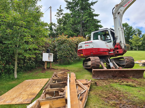 Bens Demolition Division job House in Dunchideock village near Exeter for Paul Silk photo number 8