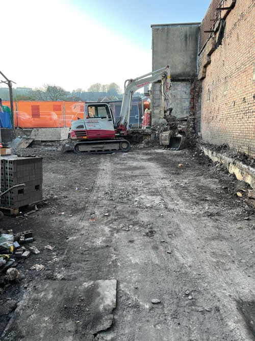 Bens Demolition Division job Old garage in Portishead for Spiller Builders photo number 15