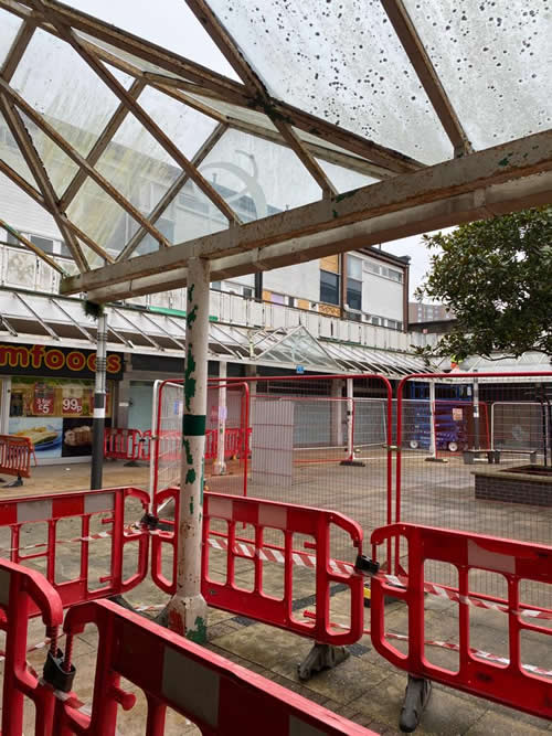 Bens Demolition Division job Bedminster Shopping Mall, East Street, Bedminster photo number 4