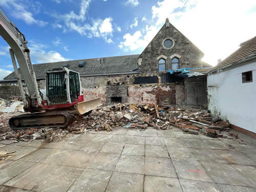 Bens Demolition Division job Rear of castle pub Chestow photo number 5