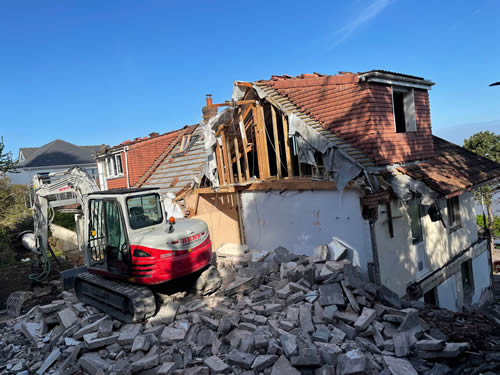 Bens Demolition Division job House demolition, Ladye Bay, Clevedon photo number 12