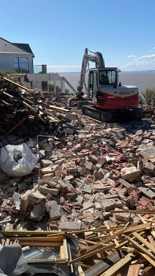 Bens Demolition Division job House demolition, Ladye Bay, Clevedon photo number 16