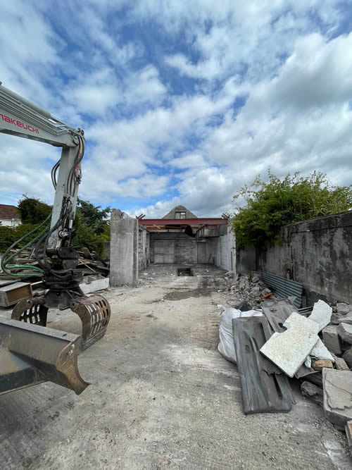 Bens Demolition Division photo Demolition of Old workshops