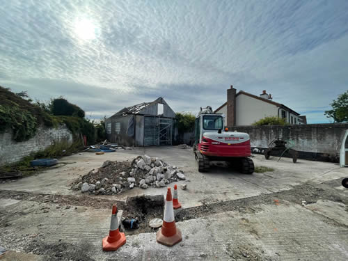 Bens Demolition Division job Demolition of Old workshops photo number 14